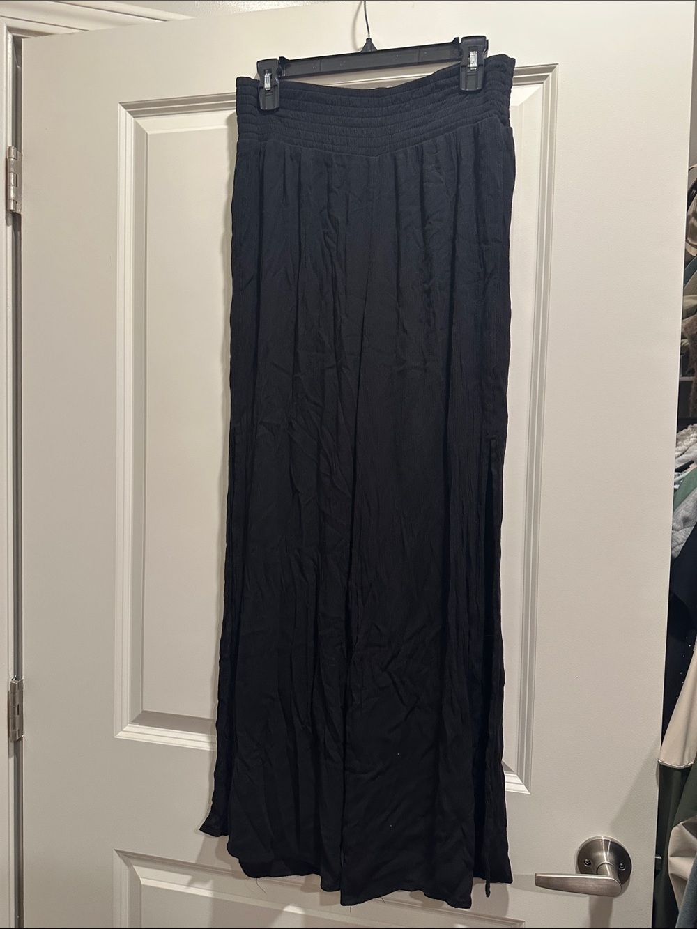 Black Flowly Pants with Smocked Waist